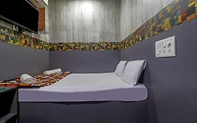 Capital Guest House Mumbai 3* India